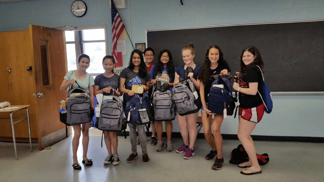 Floral Park NJHS Visits Anna's House Team Up 4 Community