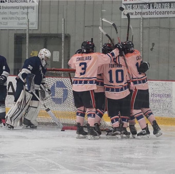 Marysville hockey teams up with local nonprofit for 'Pink the Rink