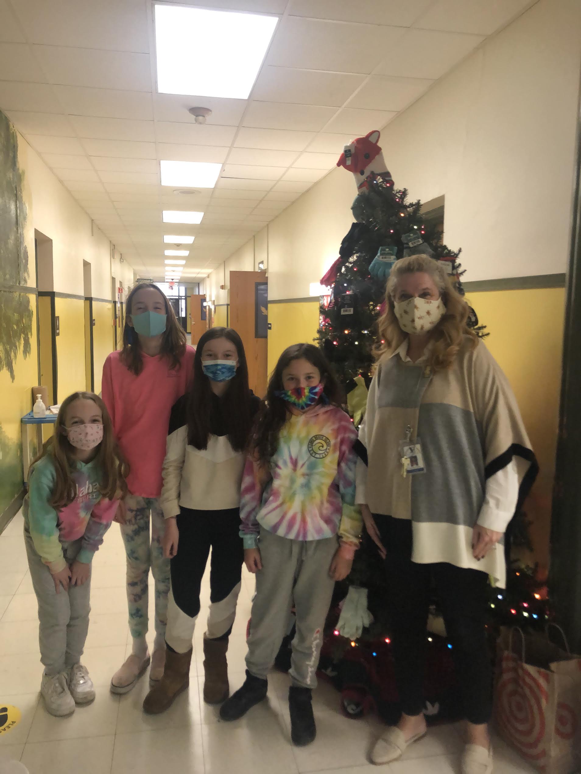 West Babylon Schools Lend A Helping Hand During Holidays Team Up 4 Community West Babylon Schools Lend A Helping Hand During Holidays Team Up 4 Community