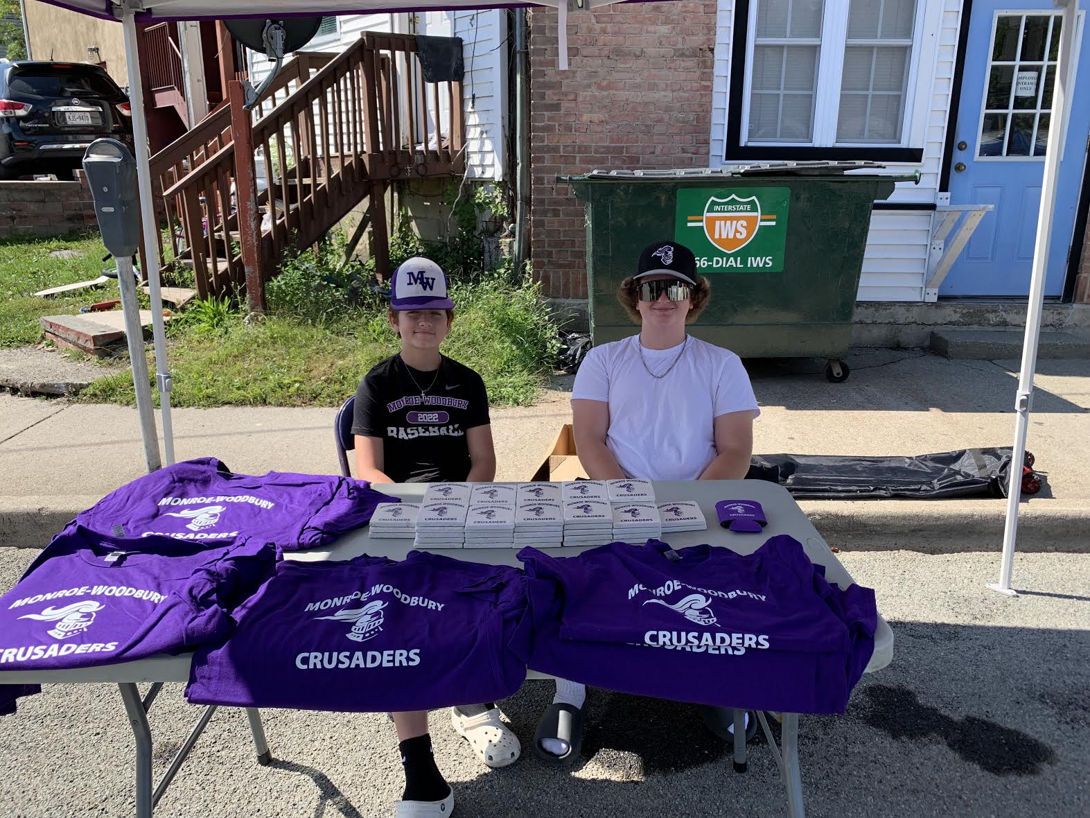 Monroe Woodbury Athletes Assist at Monroe Cheese Festival Team Up 4